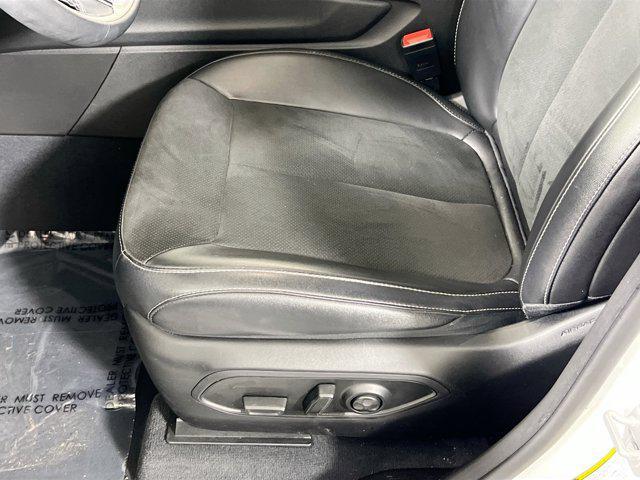 used 2023 Jeep Grand Cherokee car, priced at $35,045