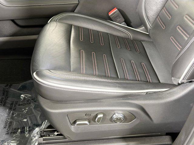 used 2022 GMC Sierra 1500 car, priced at $59,130
