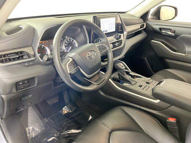 used 2023 Toyota Highlander car, priced at $40,714