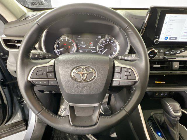 used 2023 Toyota Highlander car, priced at $40,714