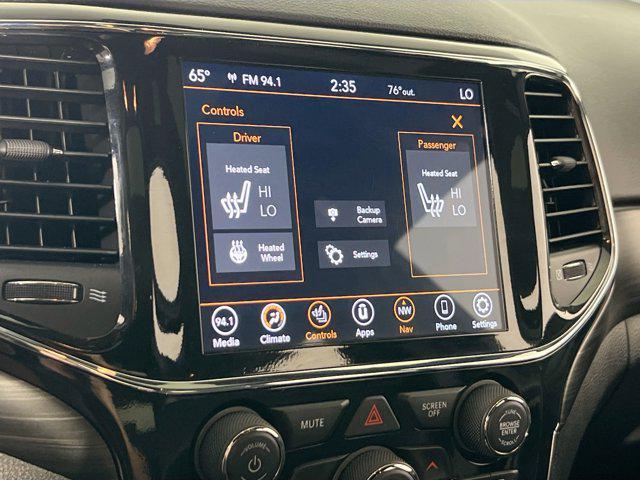 used 2022 Jeep Grand Cherokee car, priced at $28,255