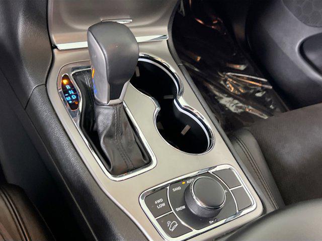 used 2022 Jeep Grand Cherokee car, priced at $28,255