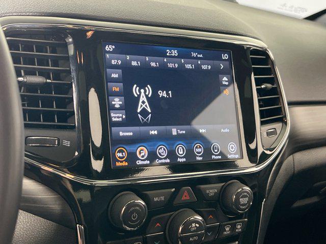 used 2022 Jeep Grand Cherokee car, priced at $28,255
