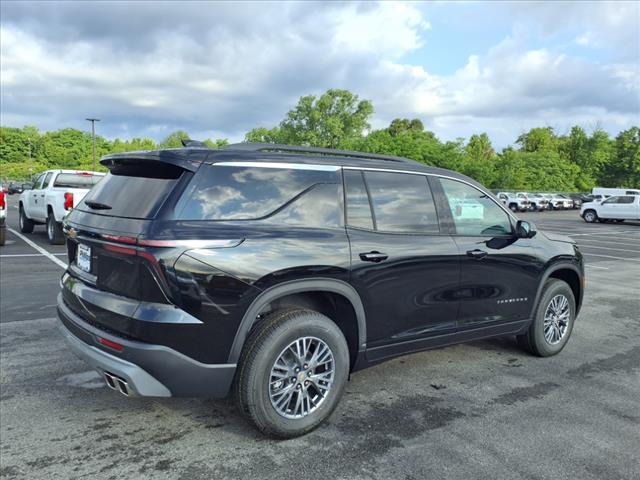new 2025 Chevrolet Traverse car, priced at $43,018