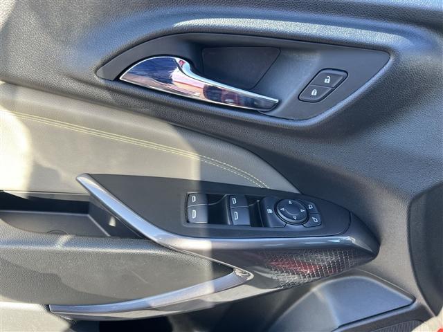 used 2024 Chevrolet Trax car, priced at $22,000