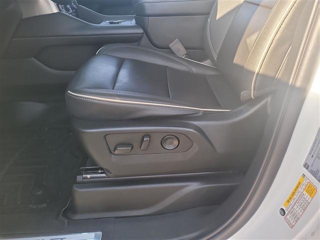 used 2023 Chevrolet Suburban car, priced at $49,297