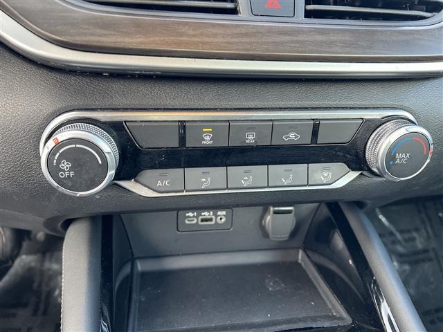 used 2023 Nissan Altima car, priced at $17,999