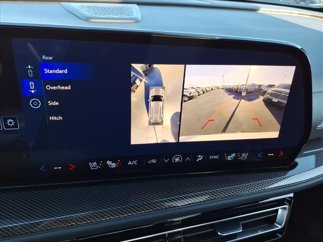 new 2026 Chevrolet Traverse car, priced at $59,026