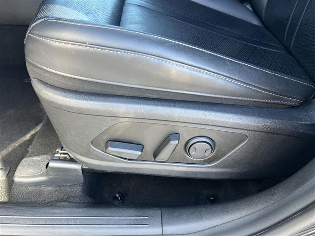 used 2021 Kia Sorento Hybrid car, priced at $22,220