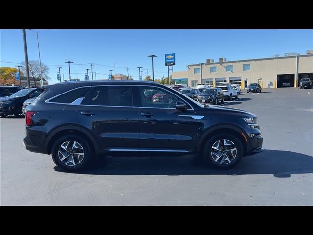 used 2021 Kia Sorento Hybrid car, priced at $22,220