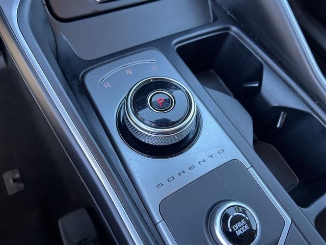 used 2021 Kia Sorento Hybrid car, priced at $22,220