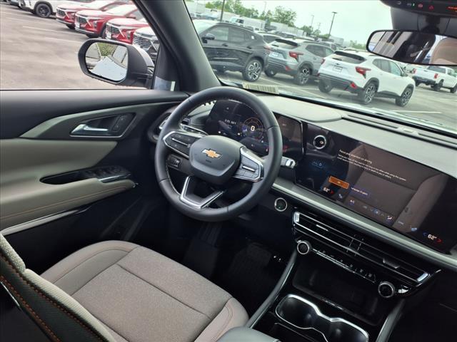 new 2025 Chevrolet Traverse car, priced at $41,110