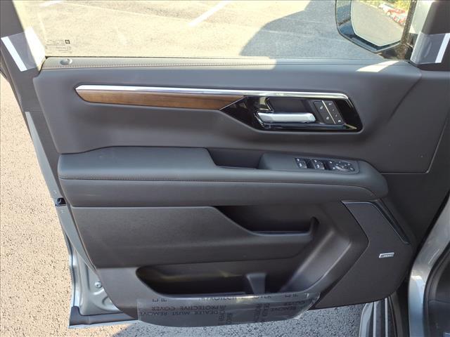 new 2026 Chevrolet Suburban car, priced at $92,365