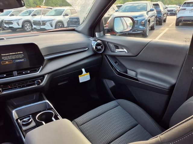 new 2026 Chevrolet Equinox car, priced at $32,013