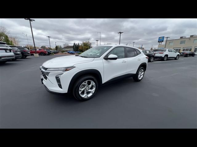 used 2024 Chevrolet Trax car, priced at $20,499