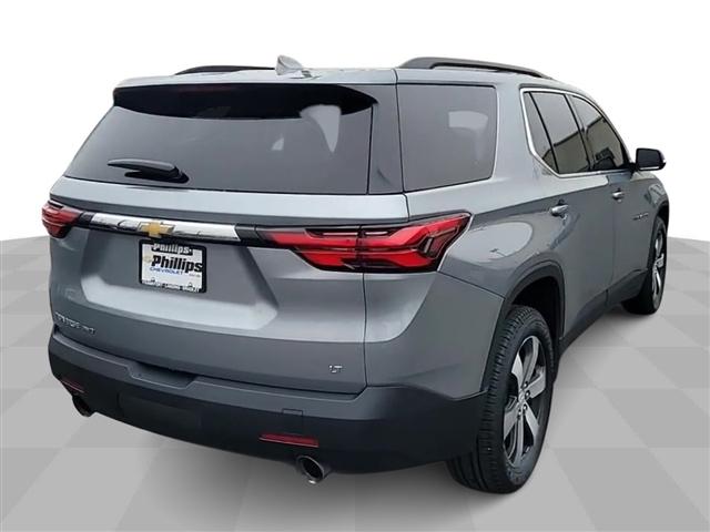 used 2023 Chevrolet Traverse car, priced at $32,404