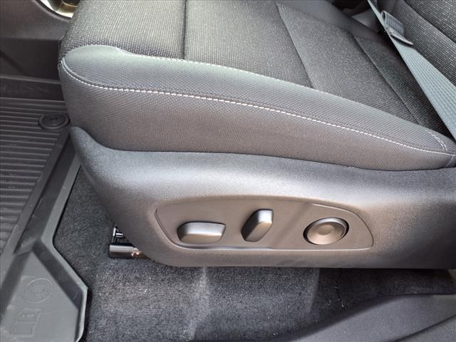 new 2025 Chevrolet Traverse car, priced at $41,110