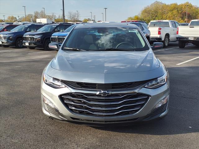 new 2025 Chevrolet Malibu car, priced at $33,324