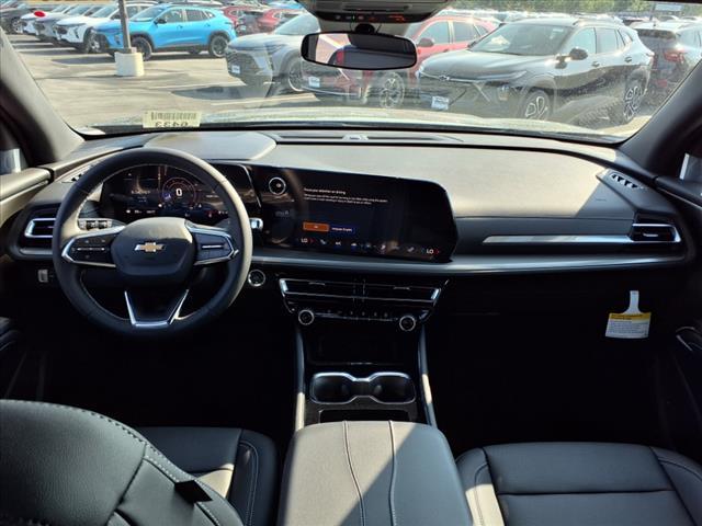 new 2025 Chevrolet Traverse car, priced at $44,156