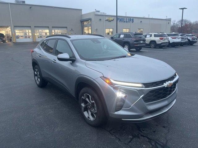 used 2025 Chevrolet Trax car, priced at $21,399