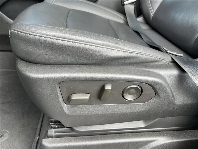 used 2022 Chevrolet Tahoe car, priced at $52,508