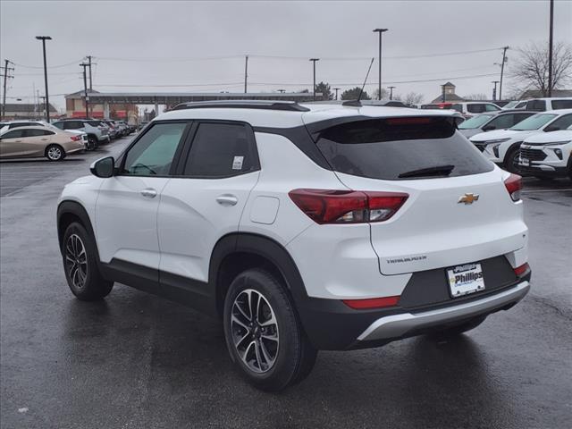 new 2025 Chevrolet TrailBlazer car, priced at $24,833