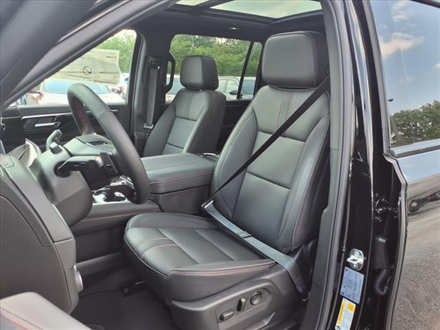 new 2025 Chevrolet Suburban car, priced at $81,627