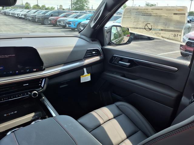 new 2025 Chevrolet Suburban car, priced at $81,627