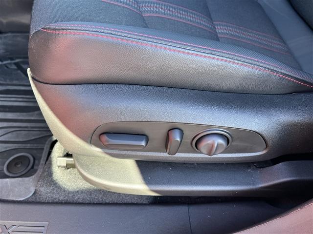 used 2024 Chevrolet Equinox car, priced at $28,987