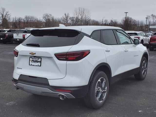 new 2025 Chevrolet Blazer car, priced at $33,560