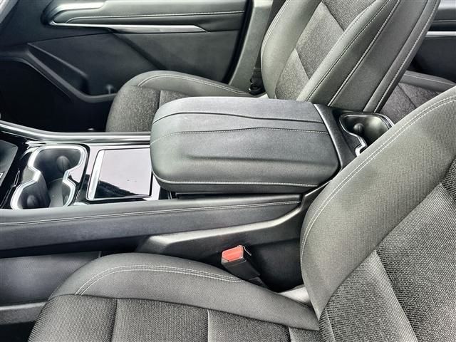 used 2024 Chevrolet Traverse car, priced at $38,595