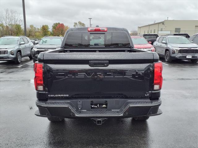 new 2024 Chevrolet Colorado car, priced at $39,215