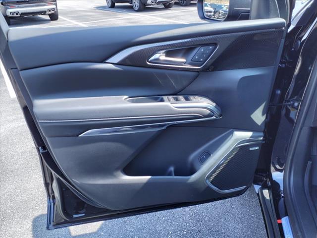 new 2025 Chevrolet Traverse car, priced at $59,045