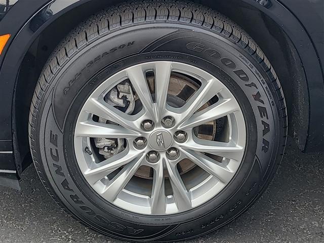 used 2023 Cadillac XT6 car, priced at $37,234