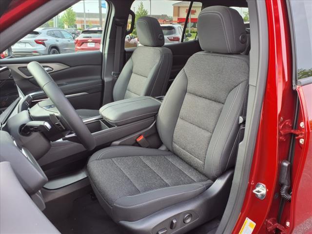 new 2025 Chevrolet Traverse car, priced at $44,957