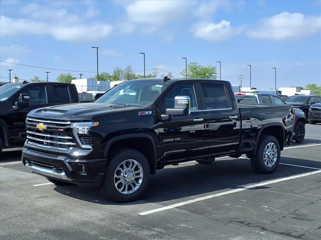 new 2025 Chevrolet Silverado 3500 car, priced at $61,721