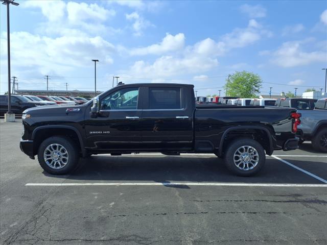 new 2025 Chevrolet Silverado 3500 car, priced at $61,721