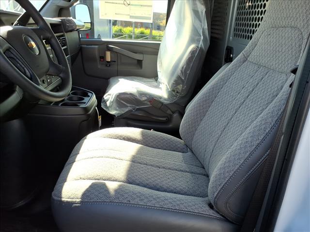 new 2025 Chevrolet Express 2500 car, priced at $48,127