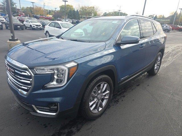 used 2024 GMC Terrain car, priced at $25,899