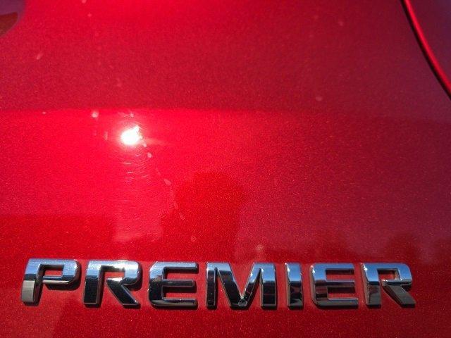 used 2023 Chevrolet Traverse car, priced at $38,999