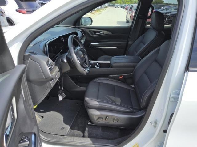 used 2025 Chevrolet Traverse car, priced at $36,999
