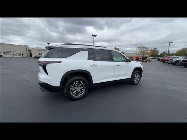 used 2025 Chevrolet Traverse car, priced at $35,499