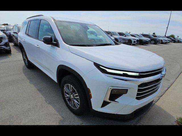 used 2025 Chevrolet Traverse car, priced at $36,999