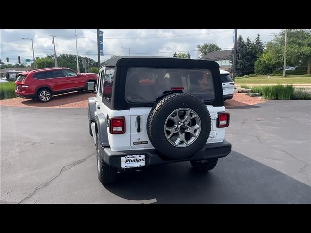 used 2020 Jeep Wrangler Unlimited car, priced at $27,000