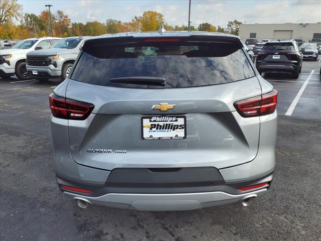 new 2025 Chevrolet Blazer car, priced at $37,482