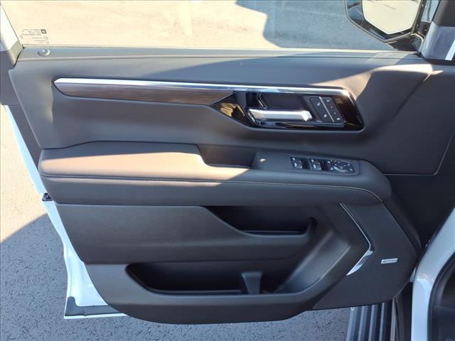 new 2026 Chevrolet Suburban car, priced at $90,421