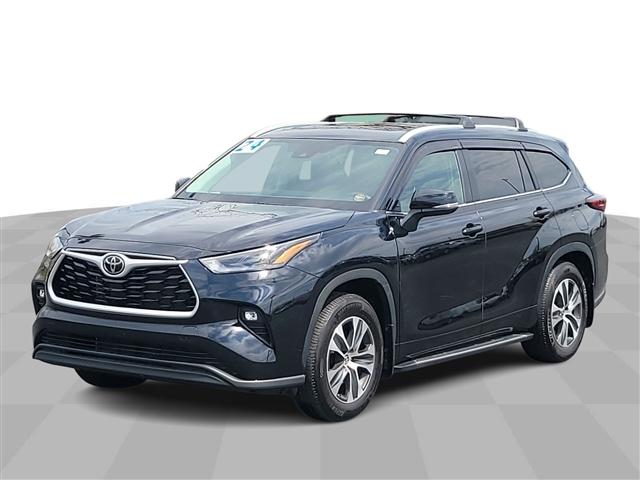 used 2024 Toyota Highlander car, priced at $41,977