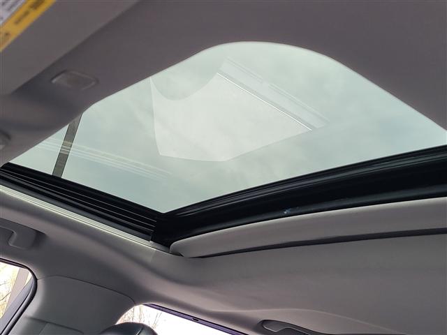 used 2024 Toyota Highlander car, priced at $43,000