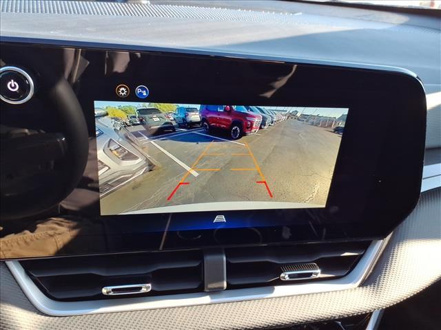 new 2026 Chevrolet Equinox car, priced at $31,593