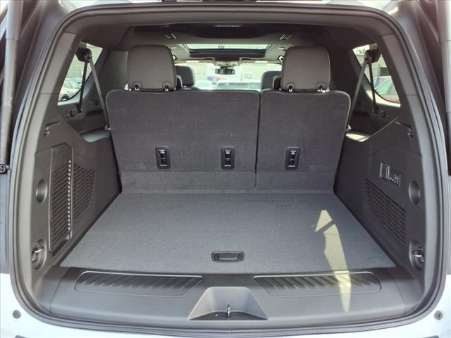 new 2025 Chevrolet Suburban car, priced at $71,908